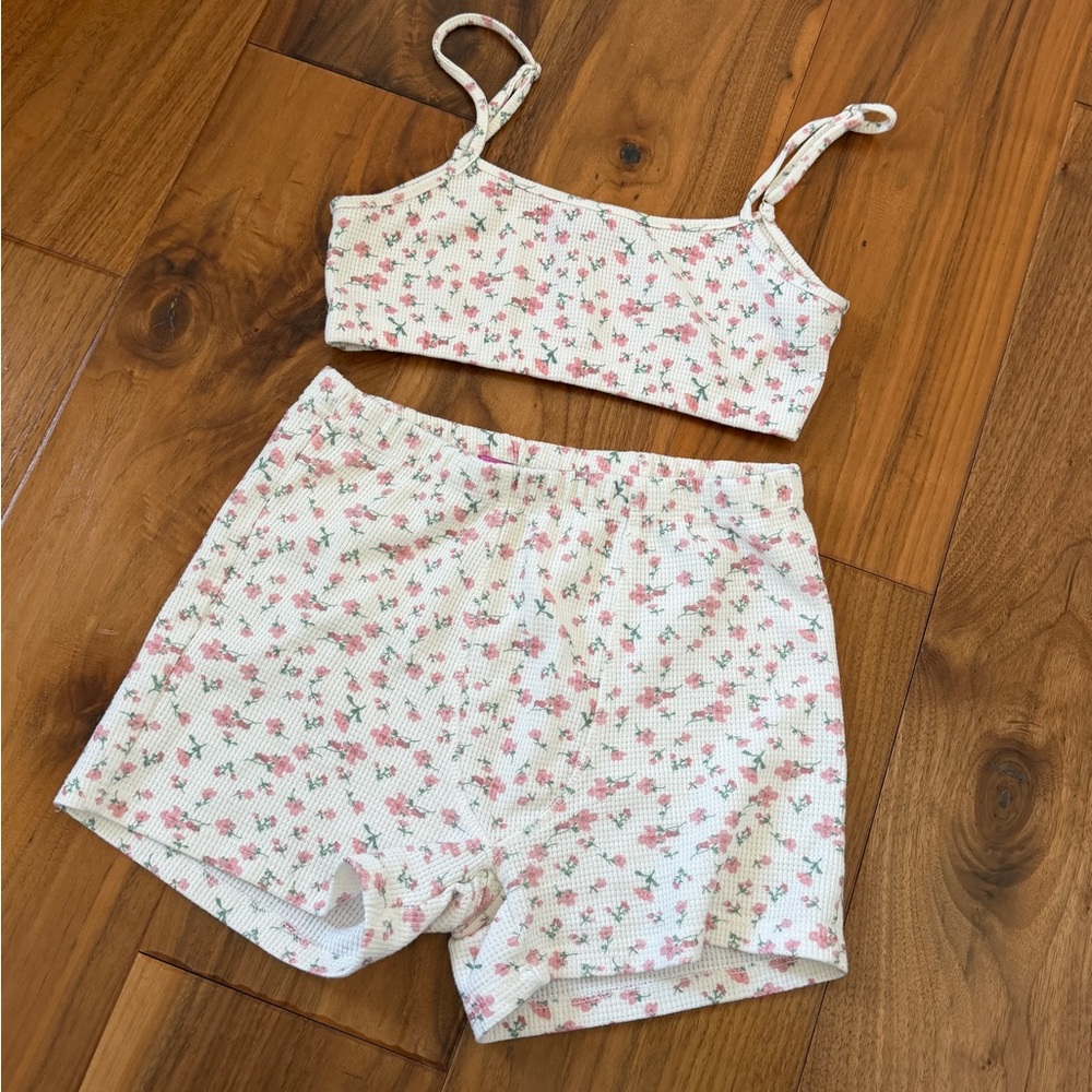 Edikted Lounge Set
